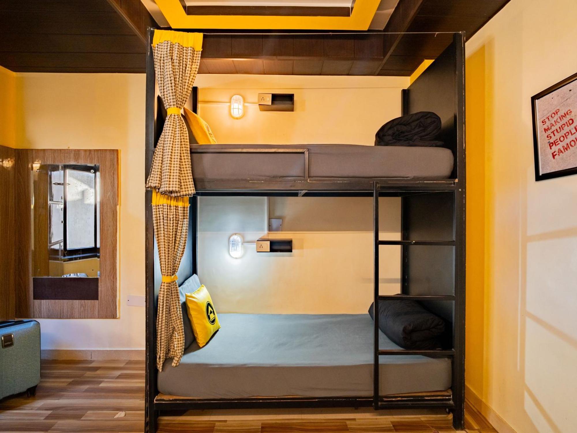 The Hosteller Šimla Pokoj fotografie